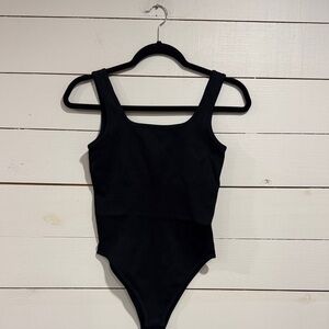 OQQ Black Sleeveless Bodysuit